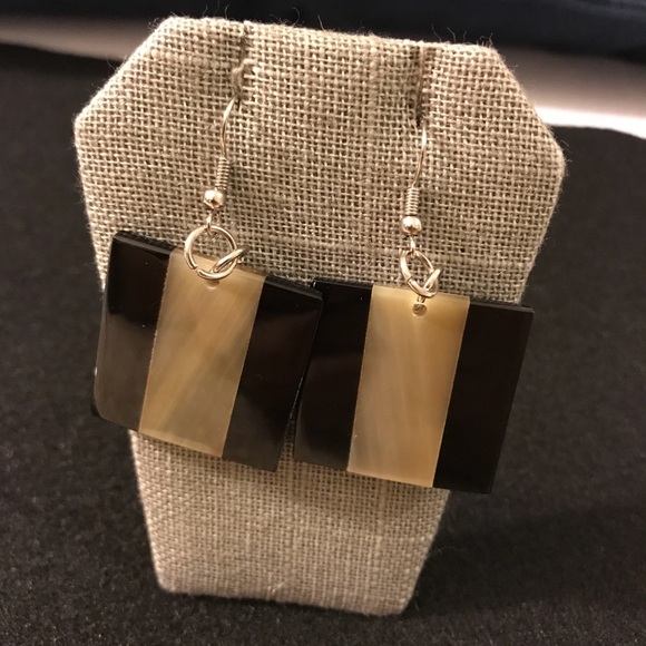 Jewelry - 👻 SQUARE DROP EARRINGS